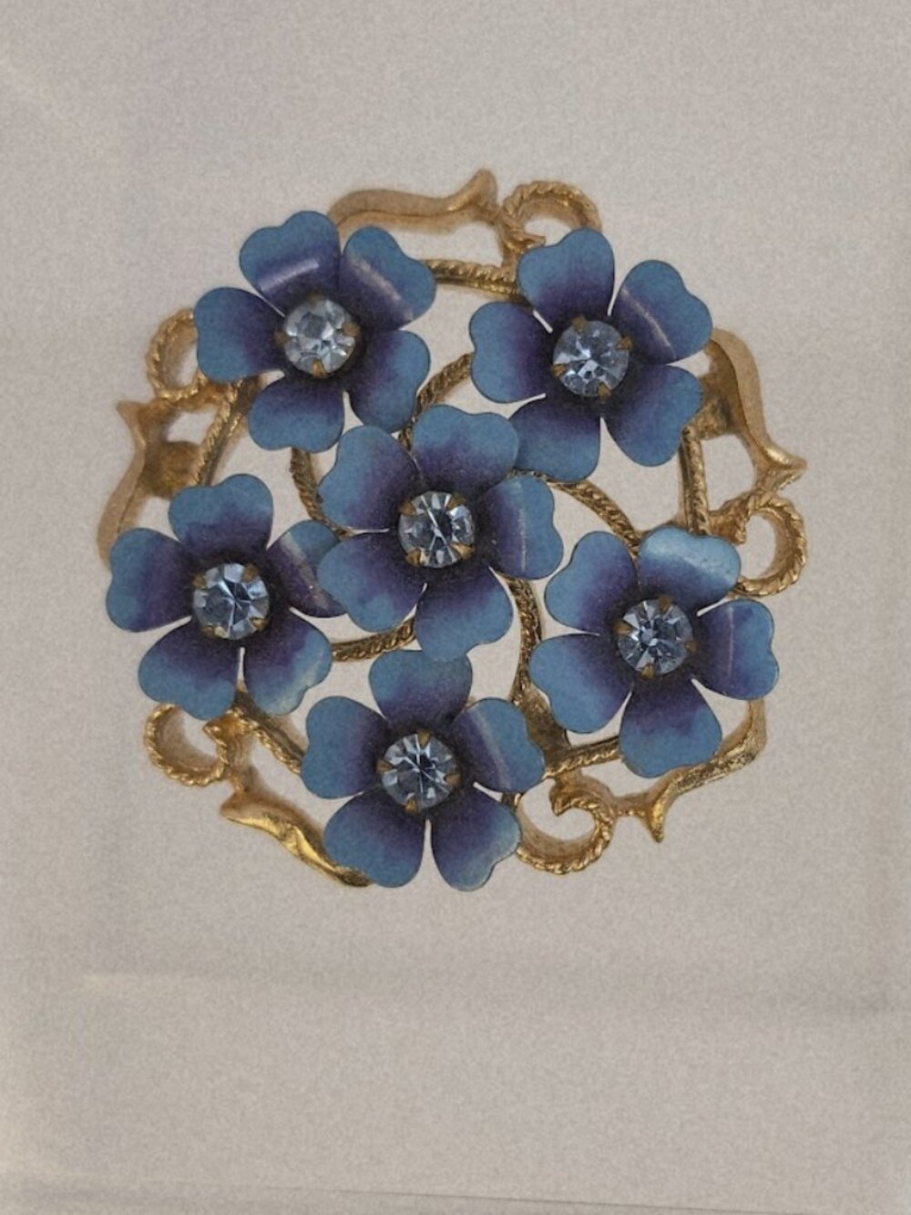 Vintage Avon Enamel Floral Brooch Pin Forget-Me-Nots Blue Rhinestones Gold Tone